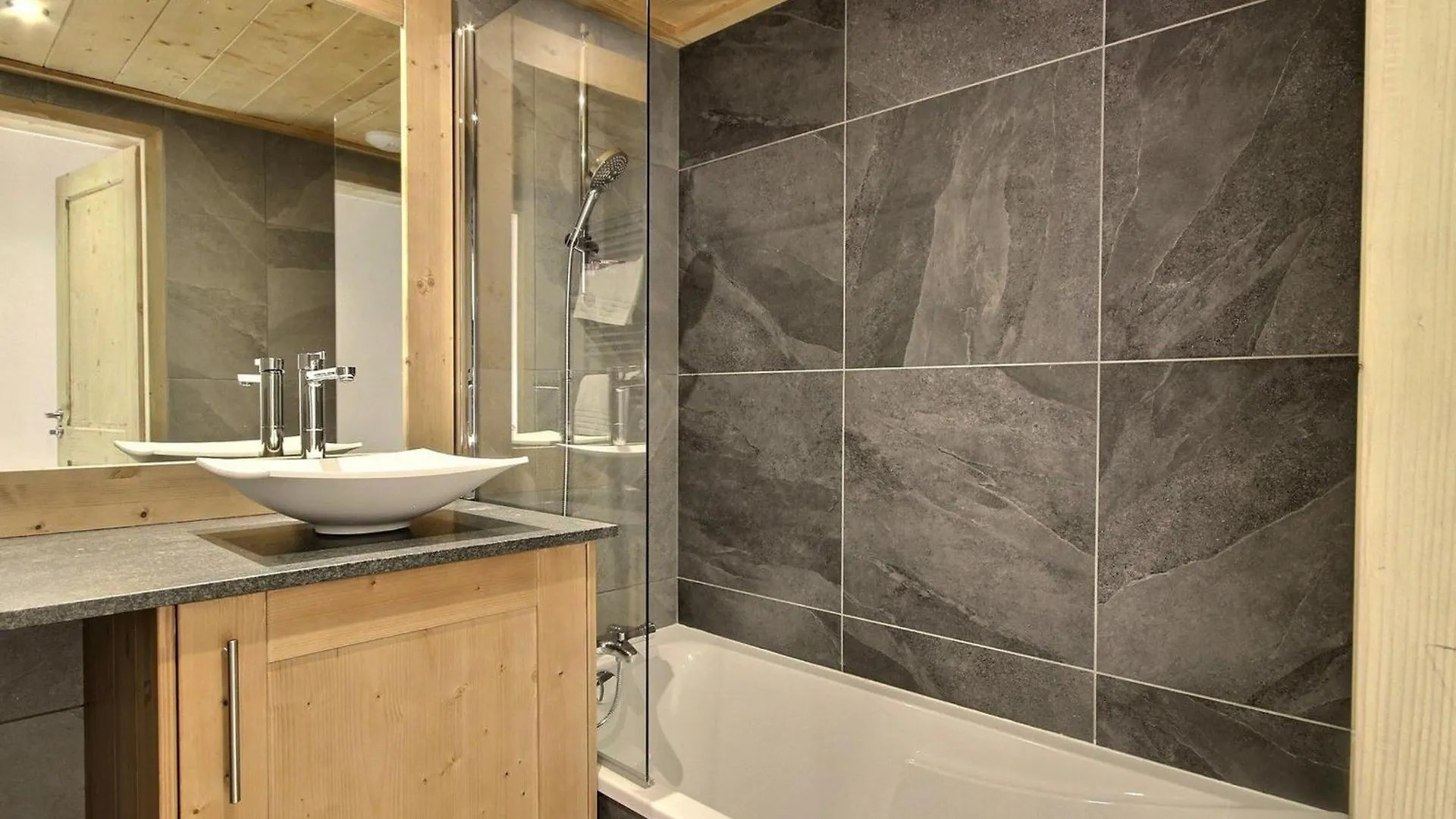 Spacieux Appartement Neuf Pour 12 Avec Vues Et Balcons - Fr-1-455-251 La Plagne-Tarentaise 0*,  Francie